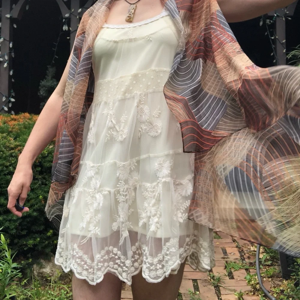 N/A measurements laying